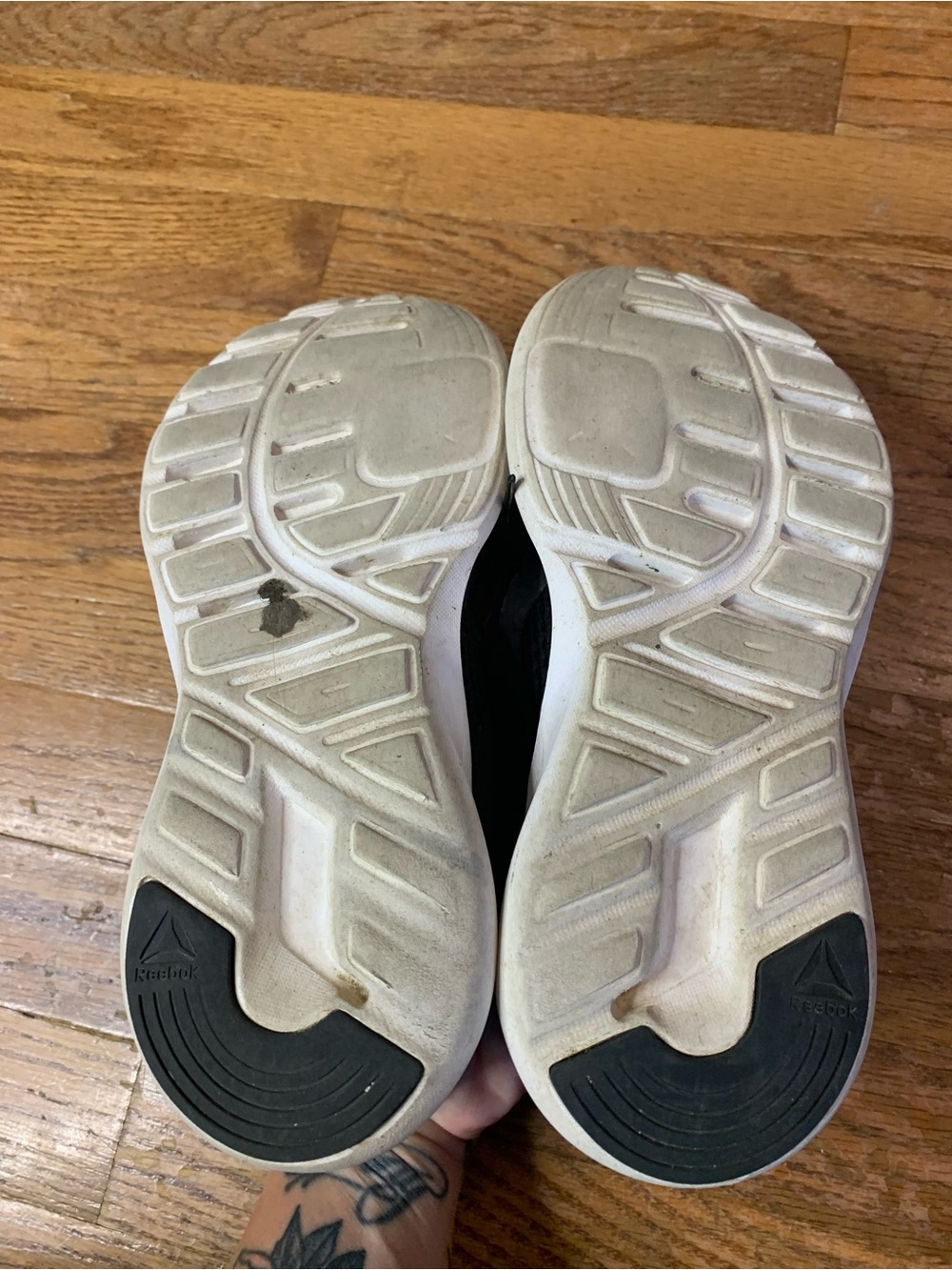 Reebok Black White Athletic Running Shoes Sneakers Size 8 - Picture 6 of 7